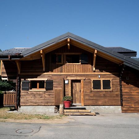 Le Petit Chalet De Montriond Exterior photo